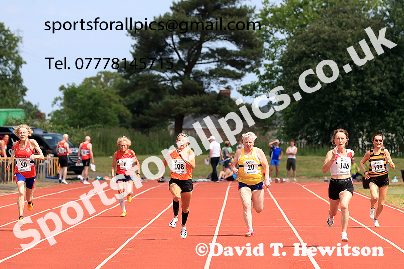 100 metres, 2025 NEMAA Track and Field, Monkton. Photo: David T. Hewitson/Sports for All Pics